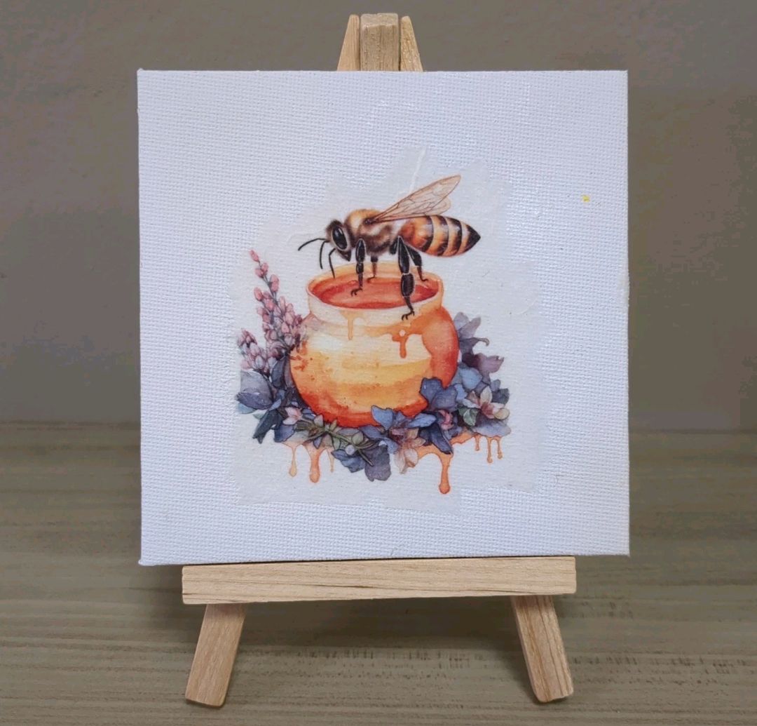 Handmade Spring Print 4x4 With Easel Stand Shelf Sitter - Bee