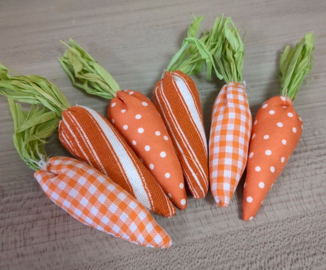 Mini Carrot Bowl Filler Easter Spring Set/6
