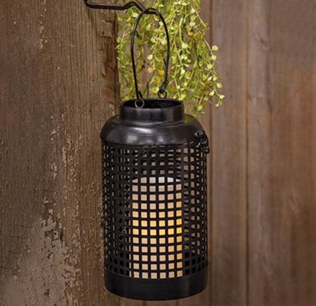 Black Metal Hanging Porch Lantern