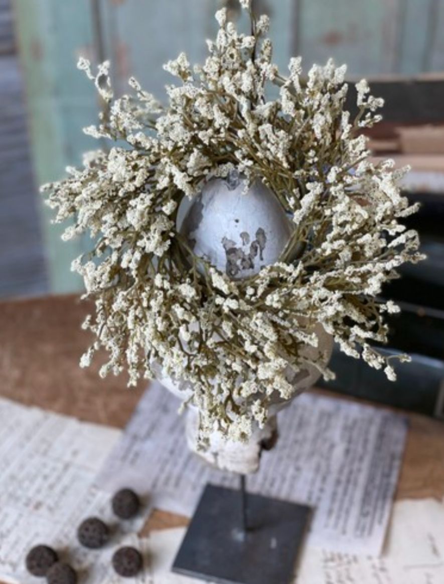 3" Cream Fall Array Astilbe Candle Ring