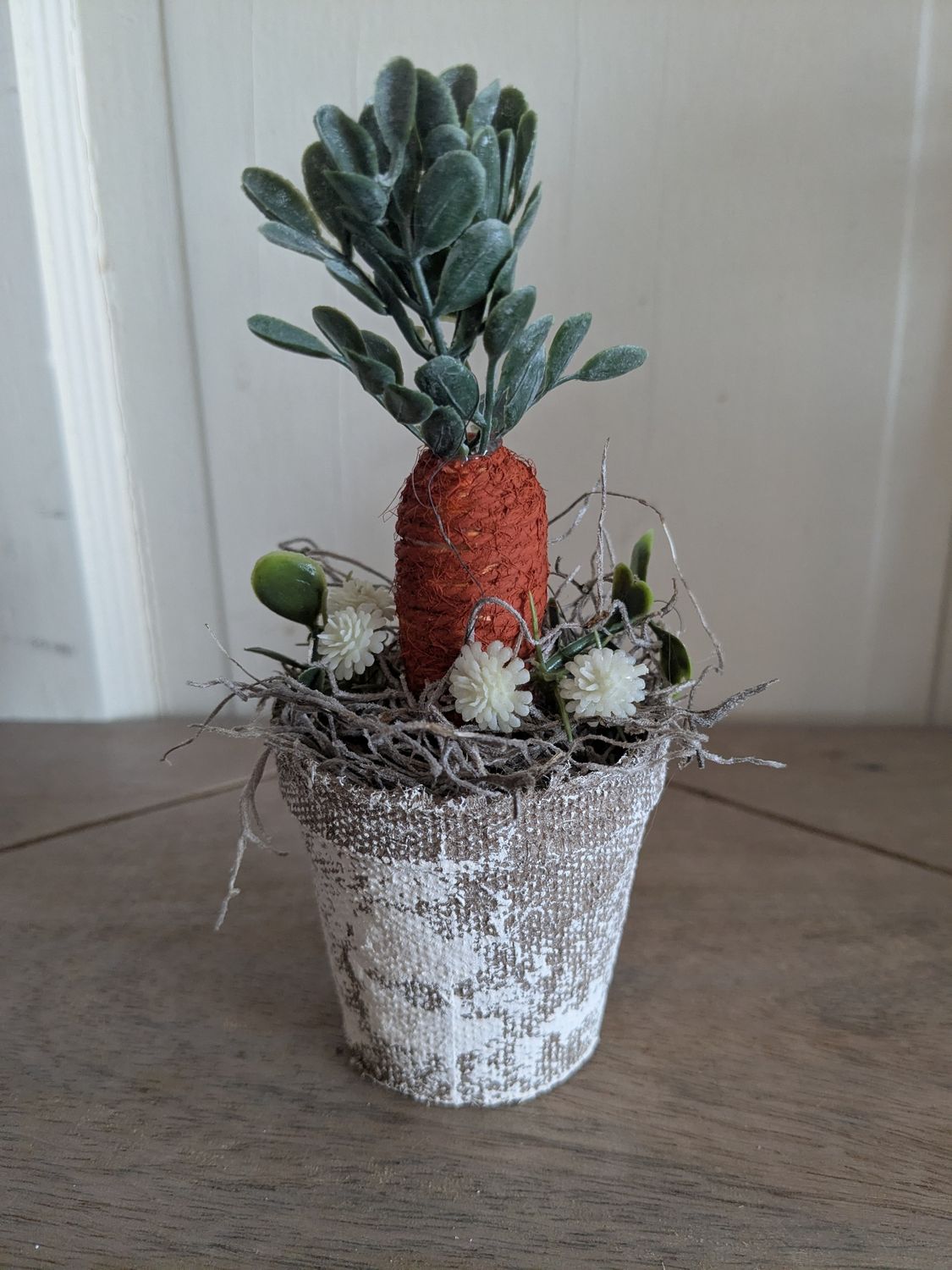 Carrot Easter Decor Shelf Sitter