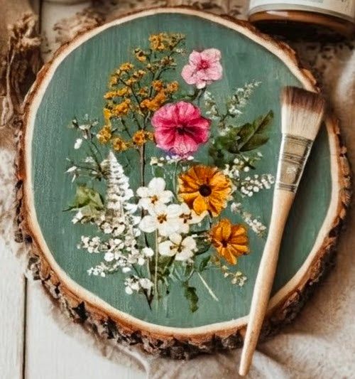 DIY Workshop: Create a 12" Dried Floral Wood Round - June 11th (6:30pm-8:30pm)