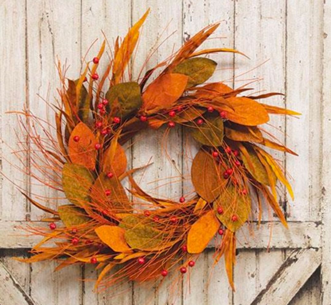 24" Fall Magnolia, Pine, &amp; Podka Wreath