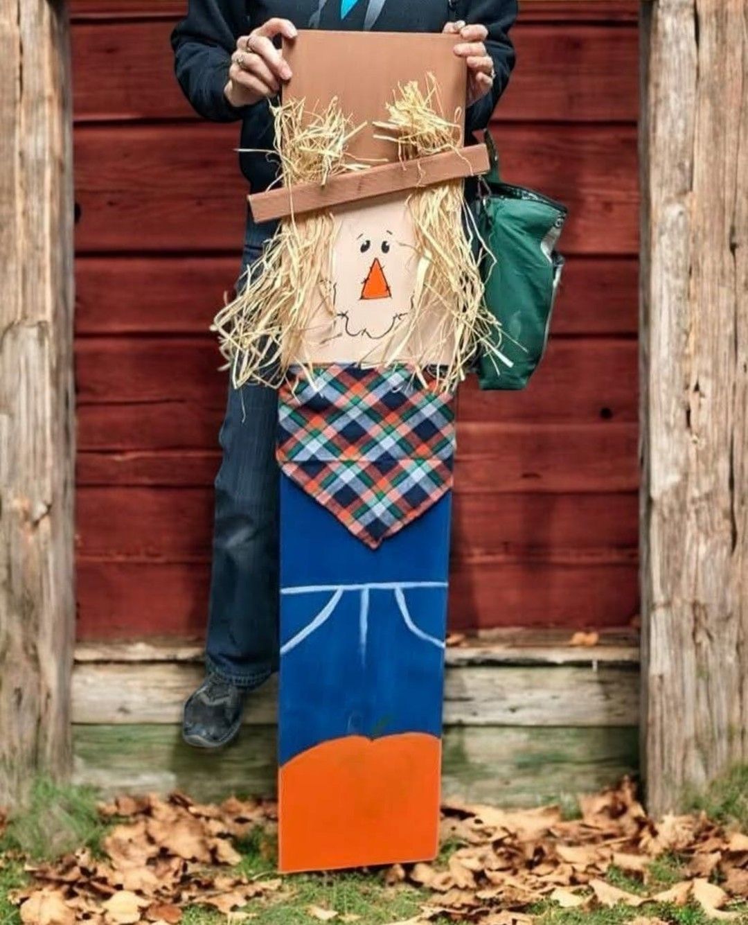 DIY Workshop: Create a Scarecrow Porch Leaner - September 24th (6:30pm-8:30pm)