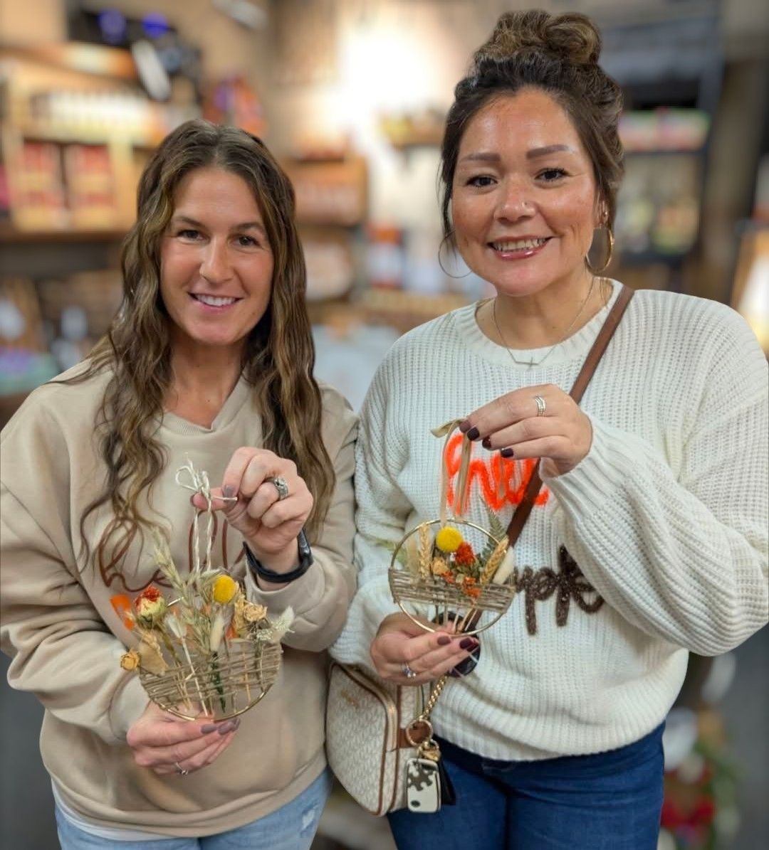 DIY Workshop: Create a Mini Dried Floral Wall Decor - October 14th (6:30pm-8:30pm)