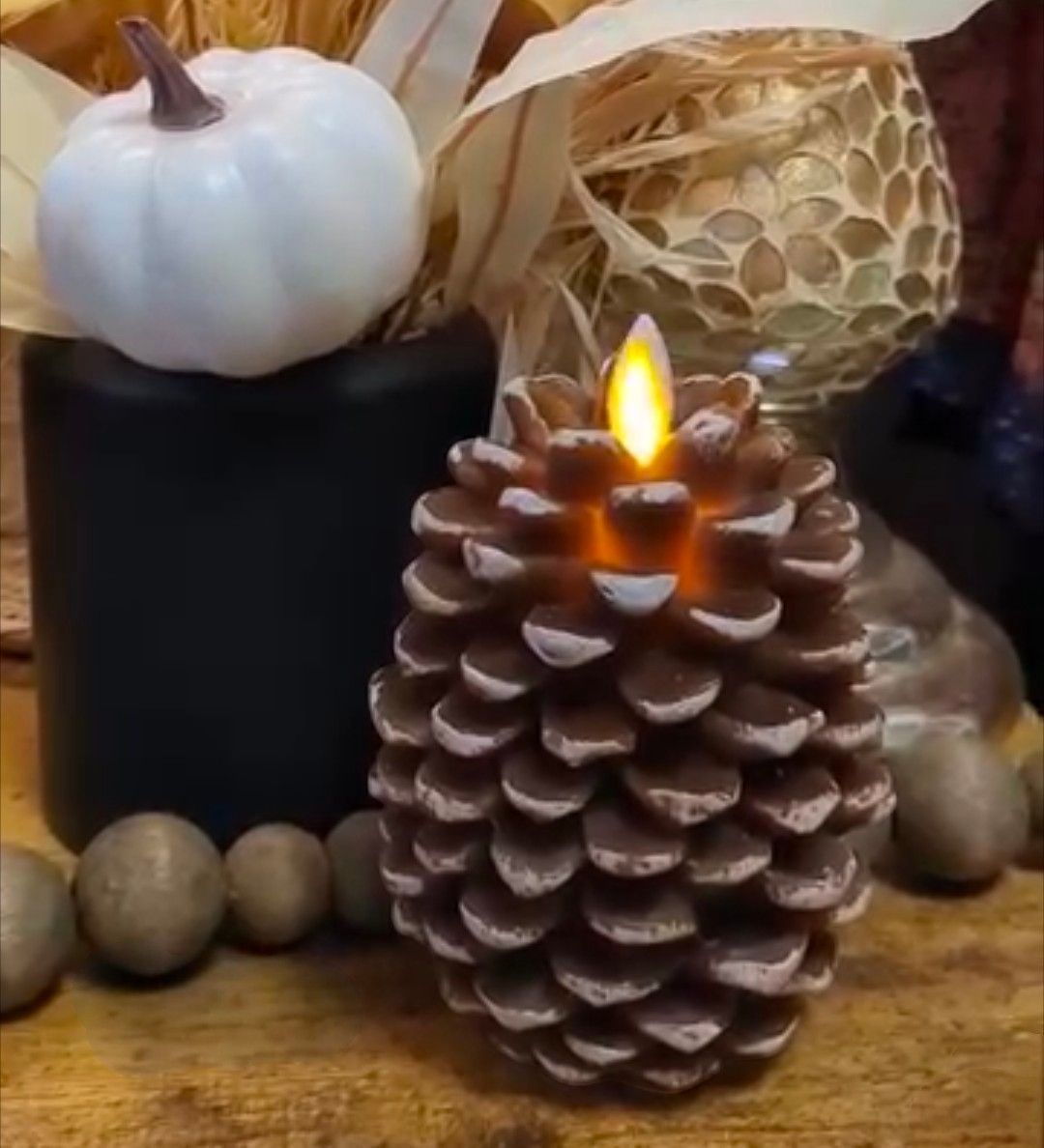 Pine Cone Moving Flame Led TIMER Candle
