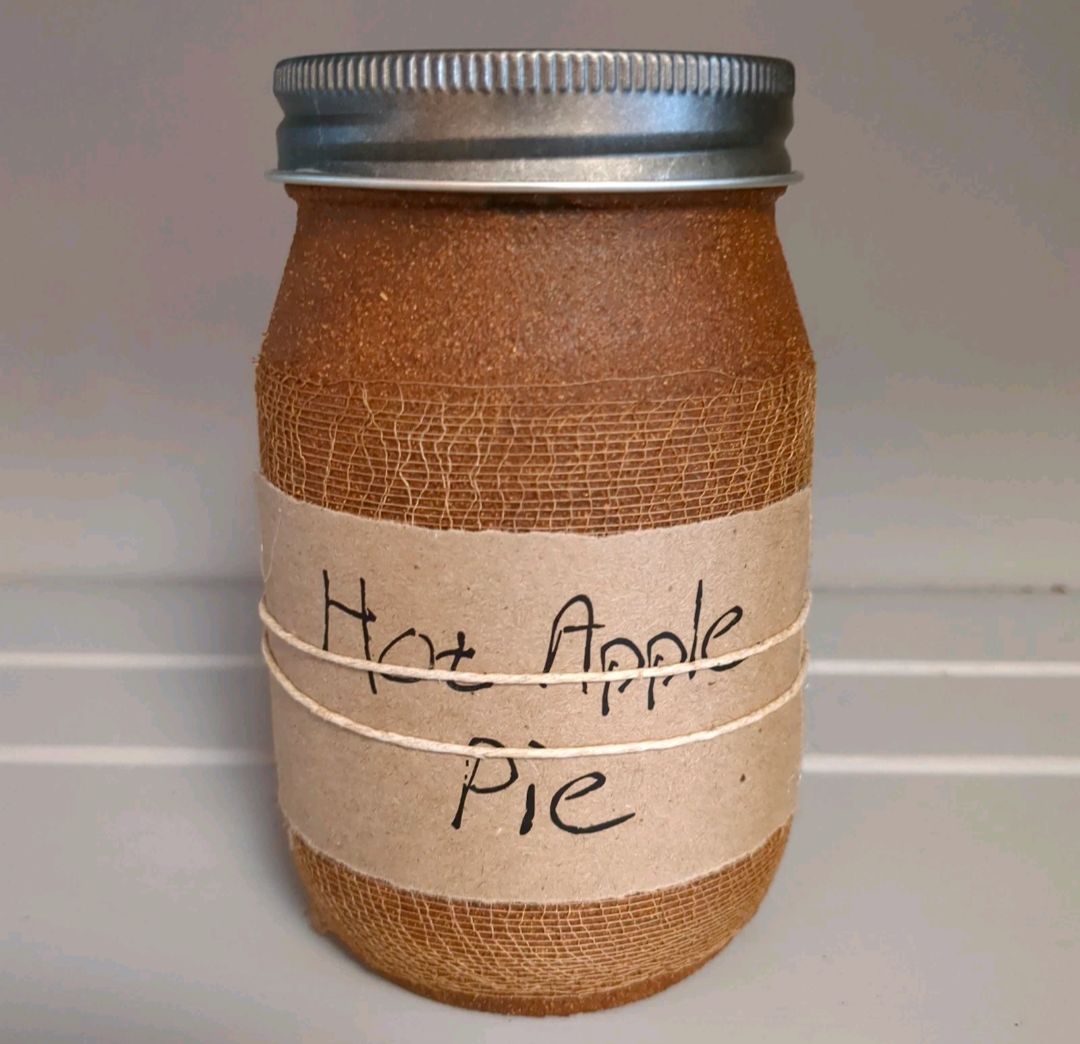 Black Crow Candle Hot Apple Pie Jar Candle, 16oz