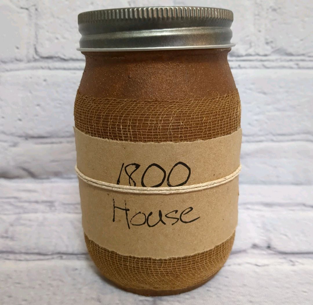 Black Crow Candle 1800 House Jar Candle, 16oz