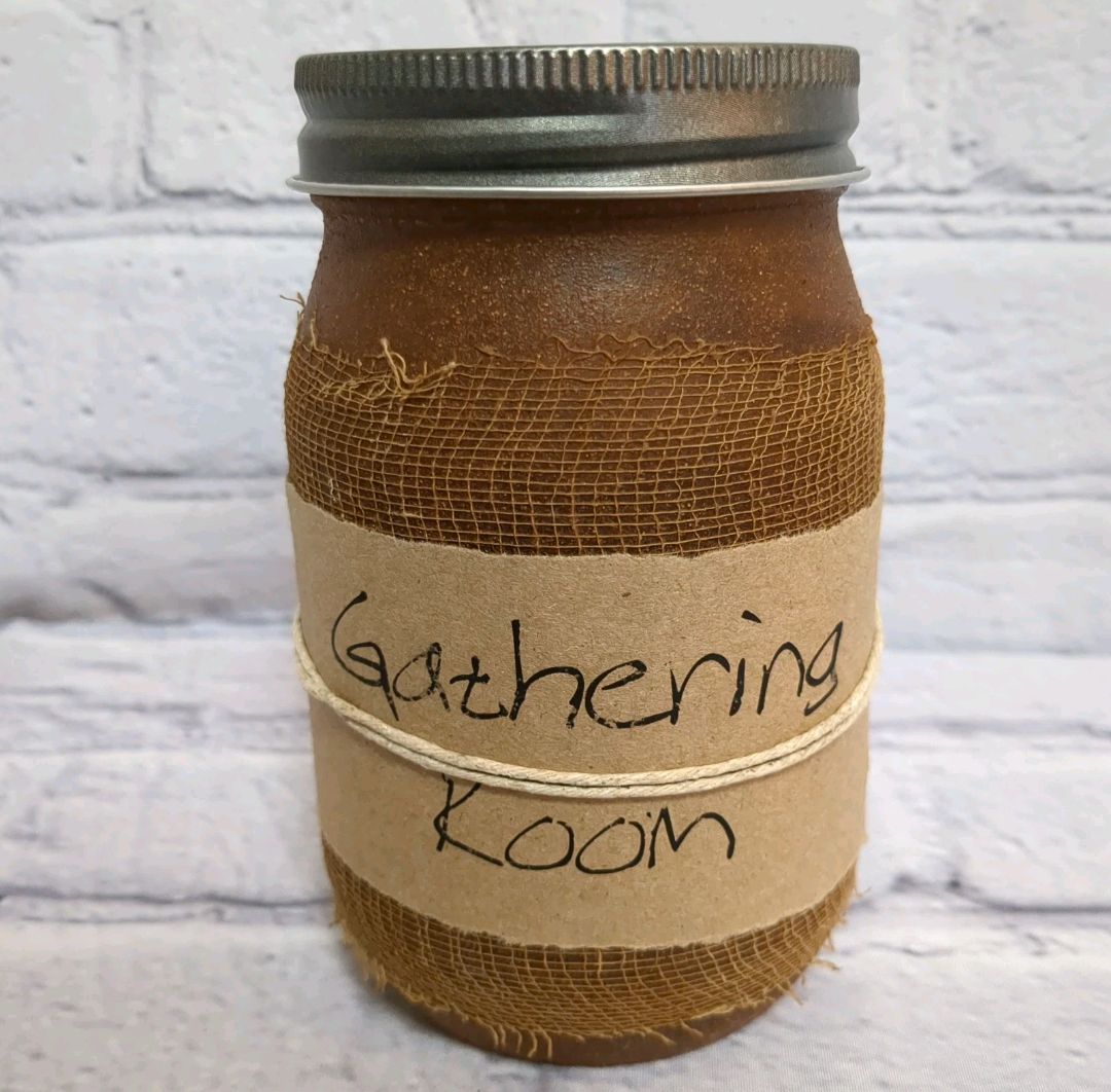 Black Crow Candle Gathering Room Jar Candle, 16oz