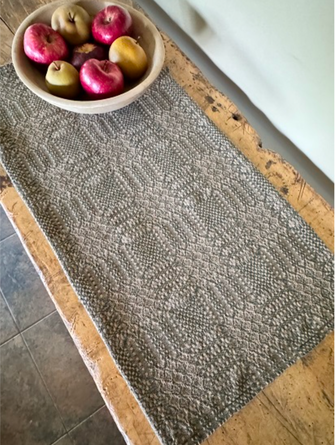 34" Norwich Green &amp; Tan Short Table Runner