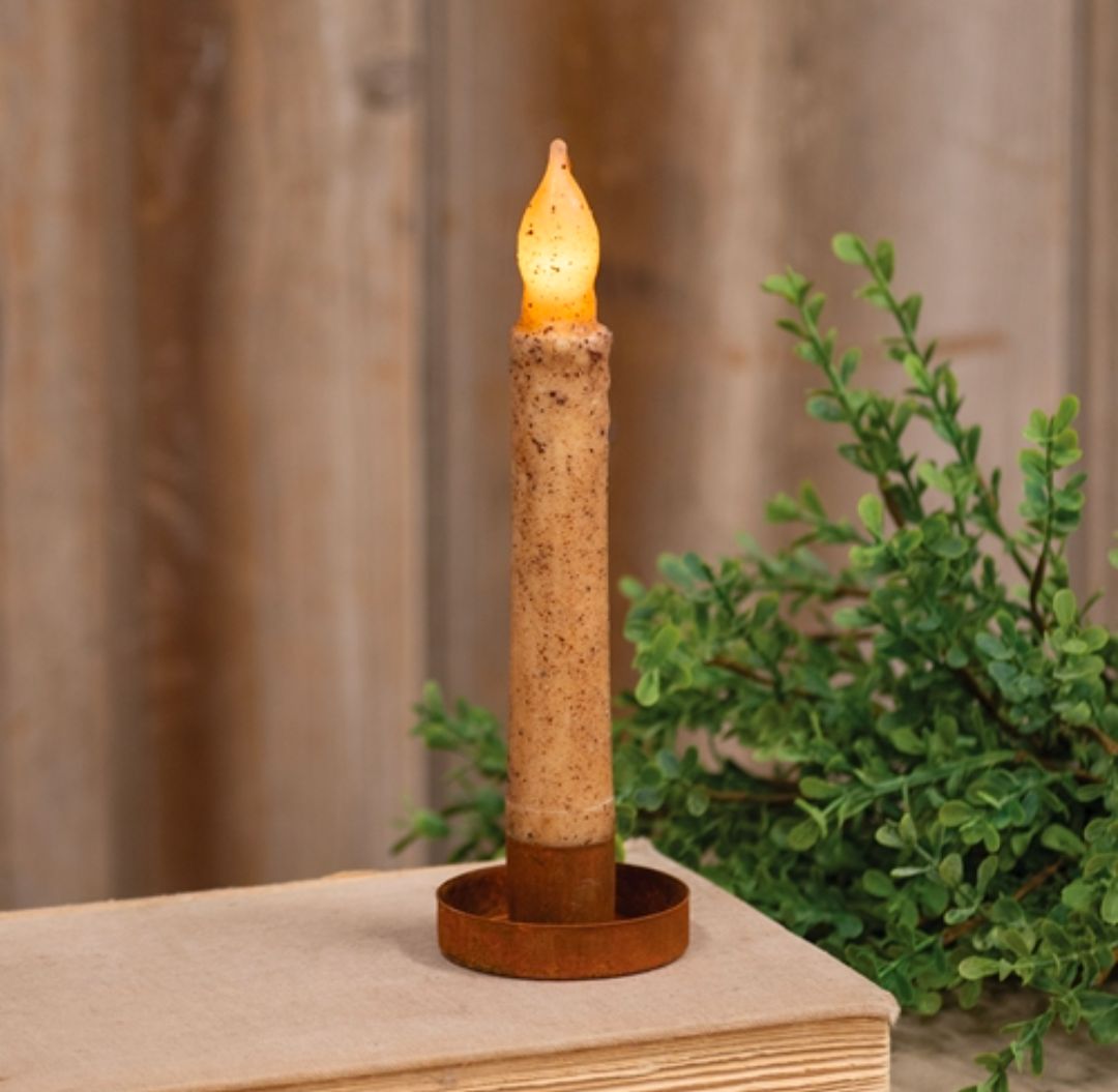 Rusty Metal Round Taper Candle Holder