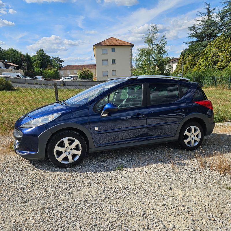 DEPOT-VENTE A VENDRE PEUGEOT 207 SW 1.6 HDI 90CV PREMIUM OUTDOOR DEPOT-VENTE A VENDRE PEUGEOT 207 SW 1.6 HDI 90CV PREMIUM OUTDOOR
