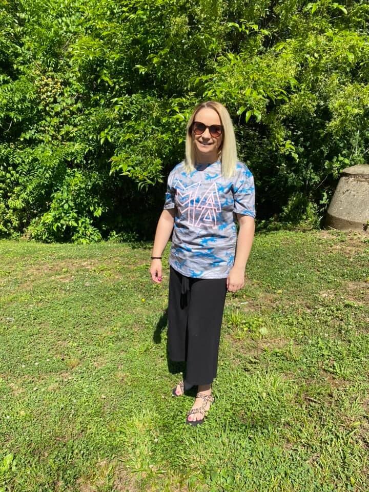 MAMA Graphic Camo Tee