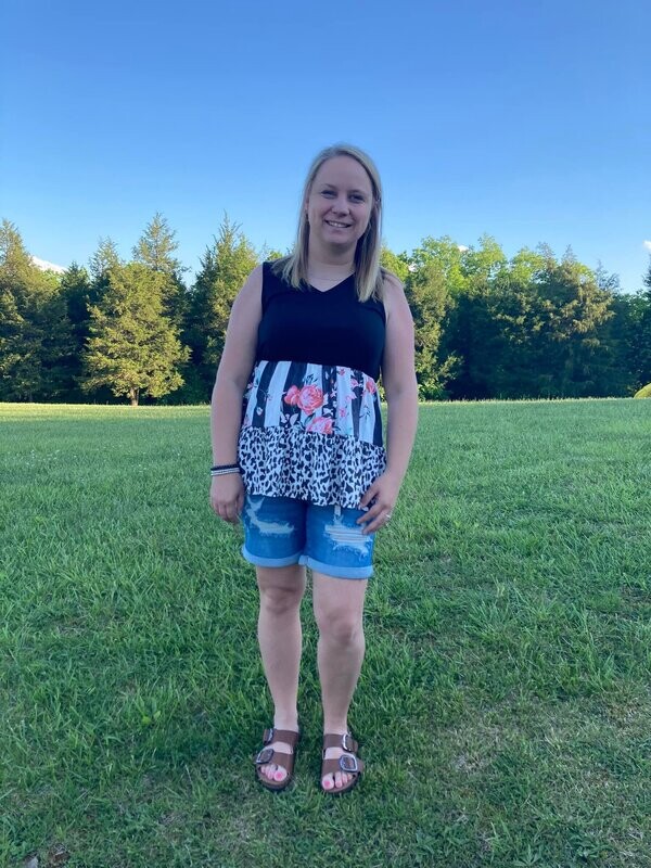 Judy Blue Long Distressed Shorts (51)