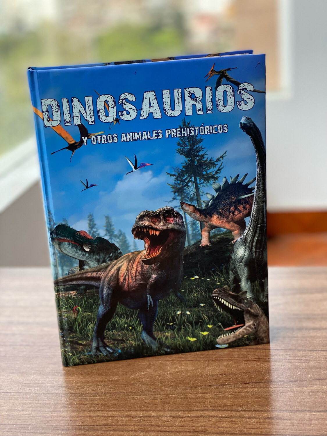 Dinosaurios y otros animales prehistóricos
