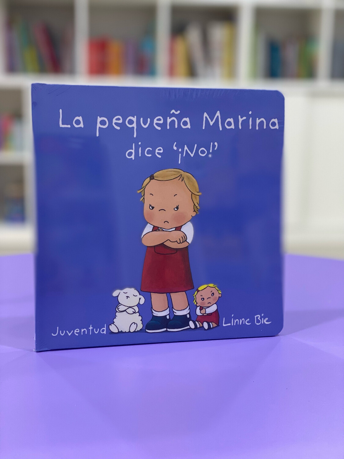 La pequeña Marina dice No