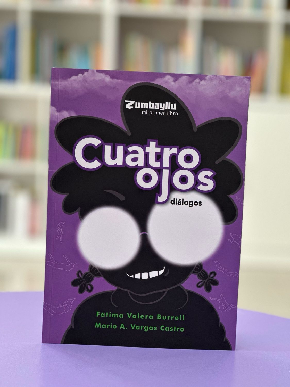 Cuatro ojos dialogos