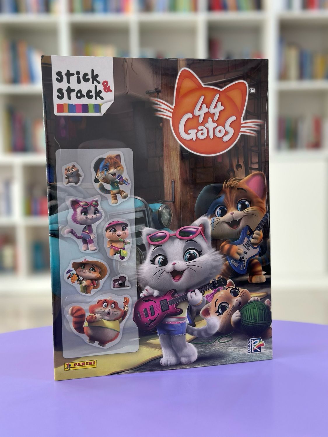 44 gatos Stick &amp; Stack