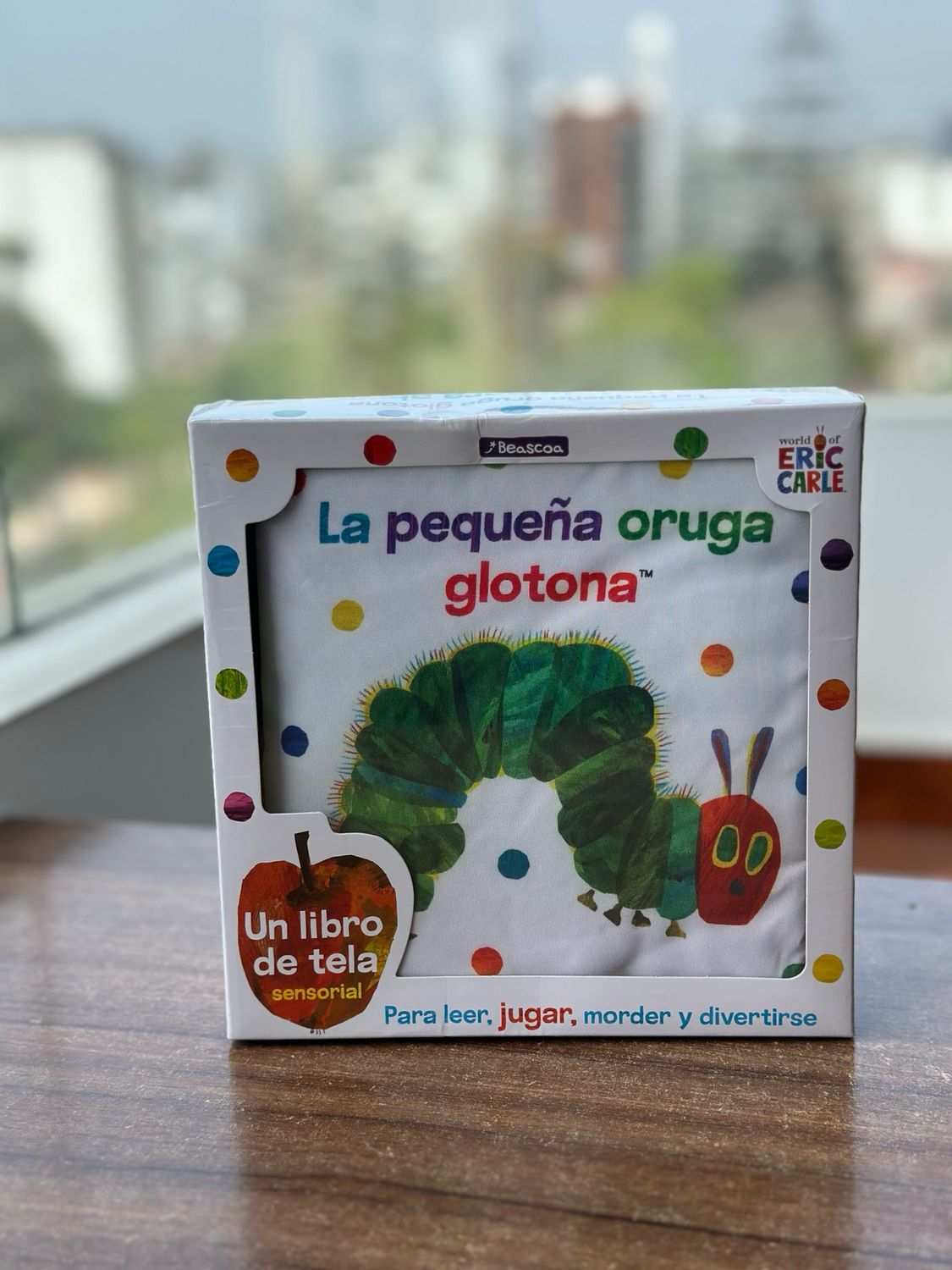 La pequeña oruga glotona Libro de tela