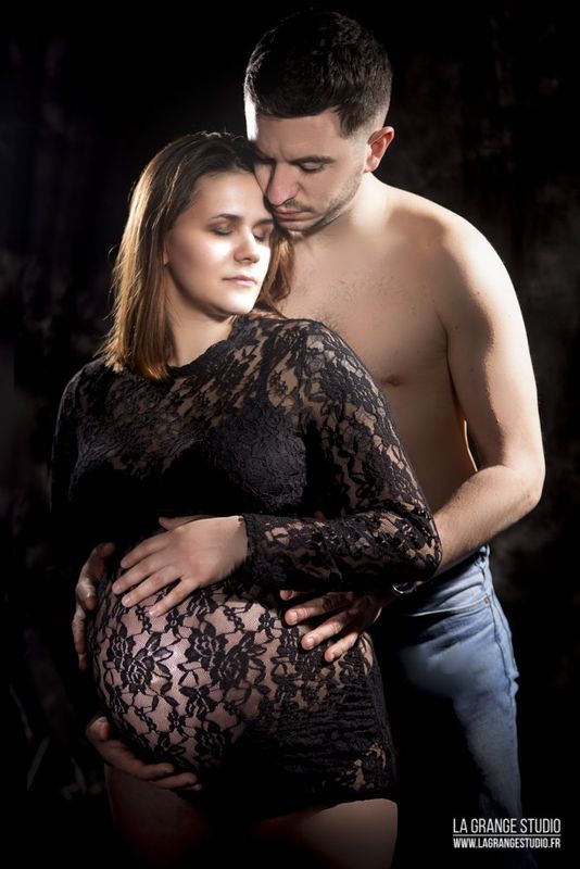 F/GROSSESSE - 8 Photos