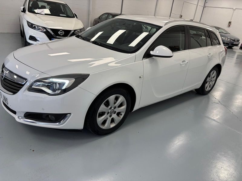 OPEL INSIGNIA 1.6 CDTI ST 136 C.V.