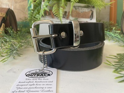 Saddler's Premium Black Natural English bridle leather Belt with a Stainless Steel Brushed Buckle Set