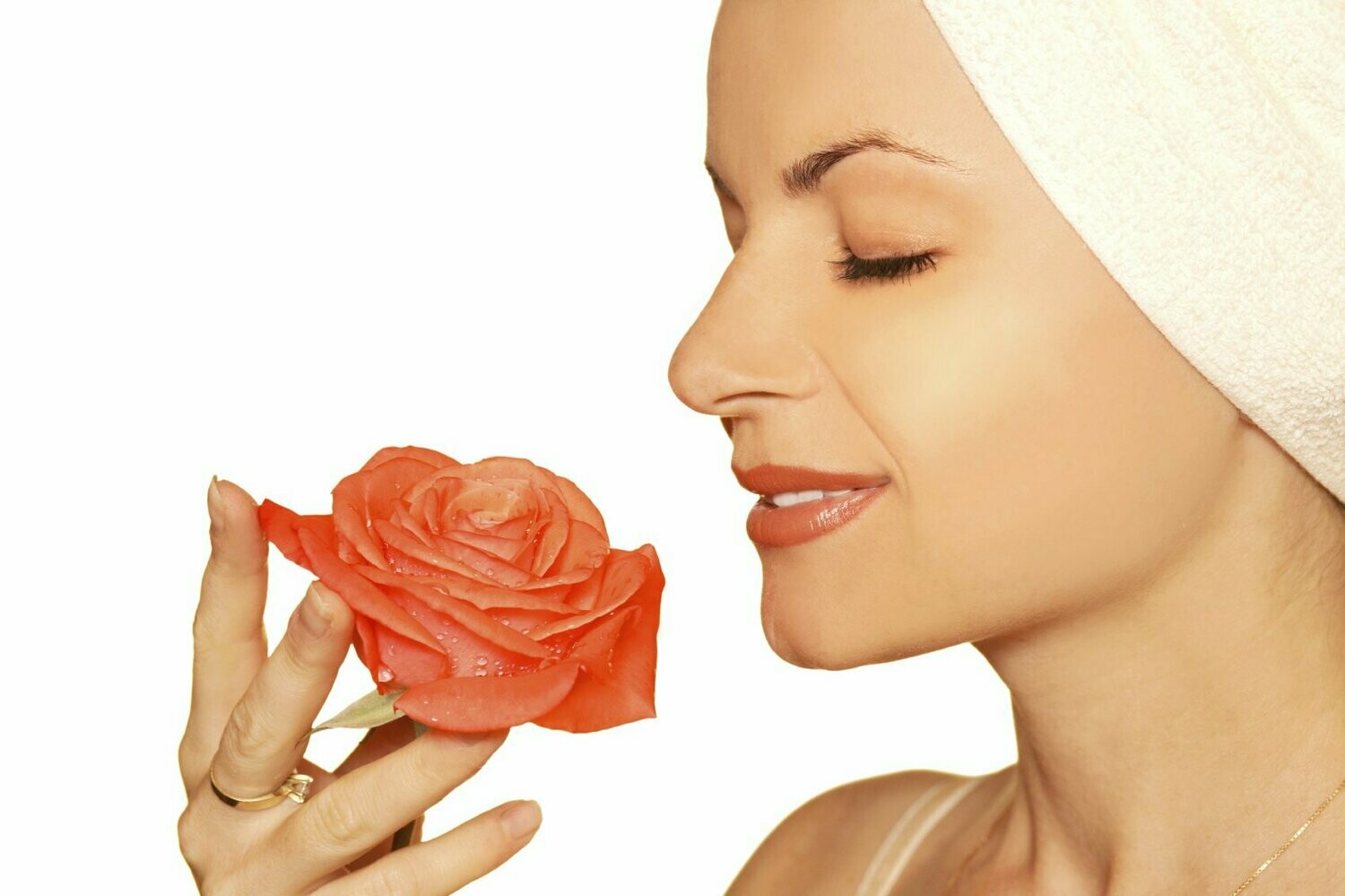 TRATTAMENTO VISO PERSONALIZZATO TRATTAMENTO VISO PERSONALIZZATO