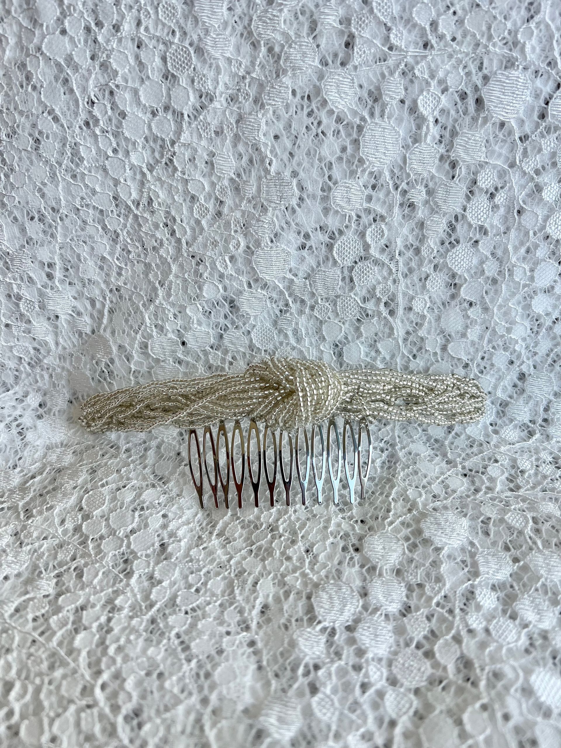 Peigne à cheveux perles 1920