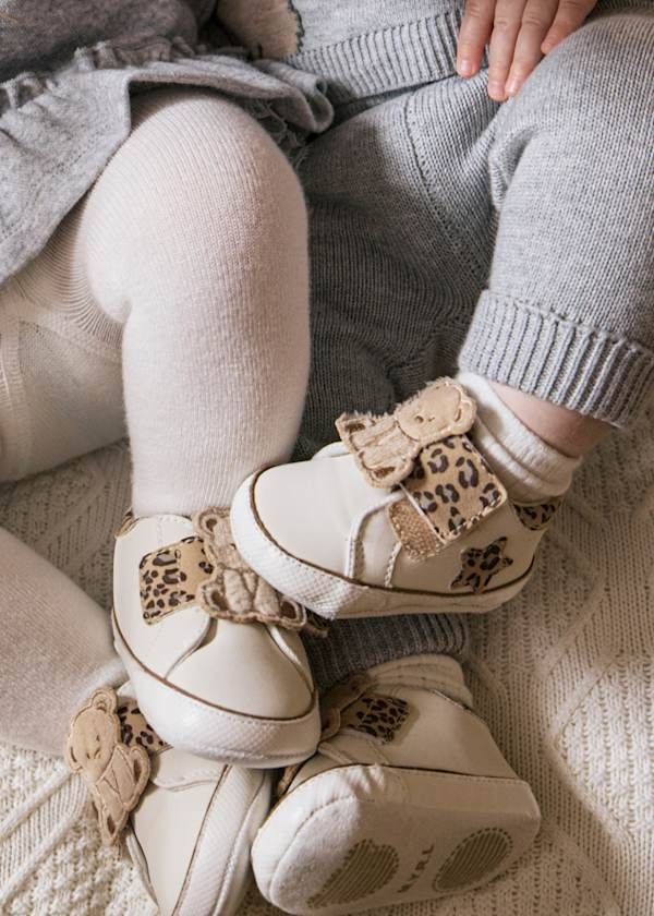 Mayoral scarpe sportive Crema neonata