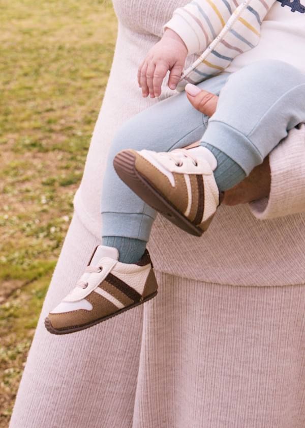 Mayoral scarpe casual Arachide neonato