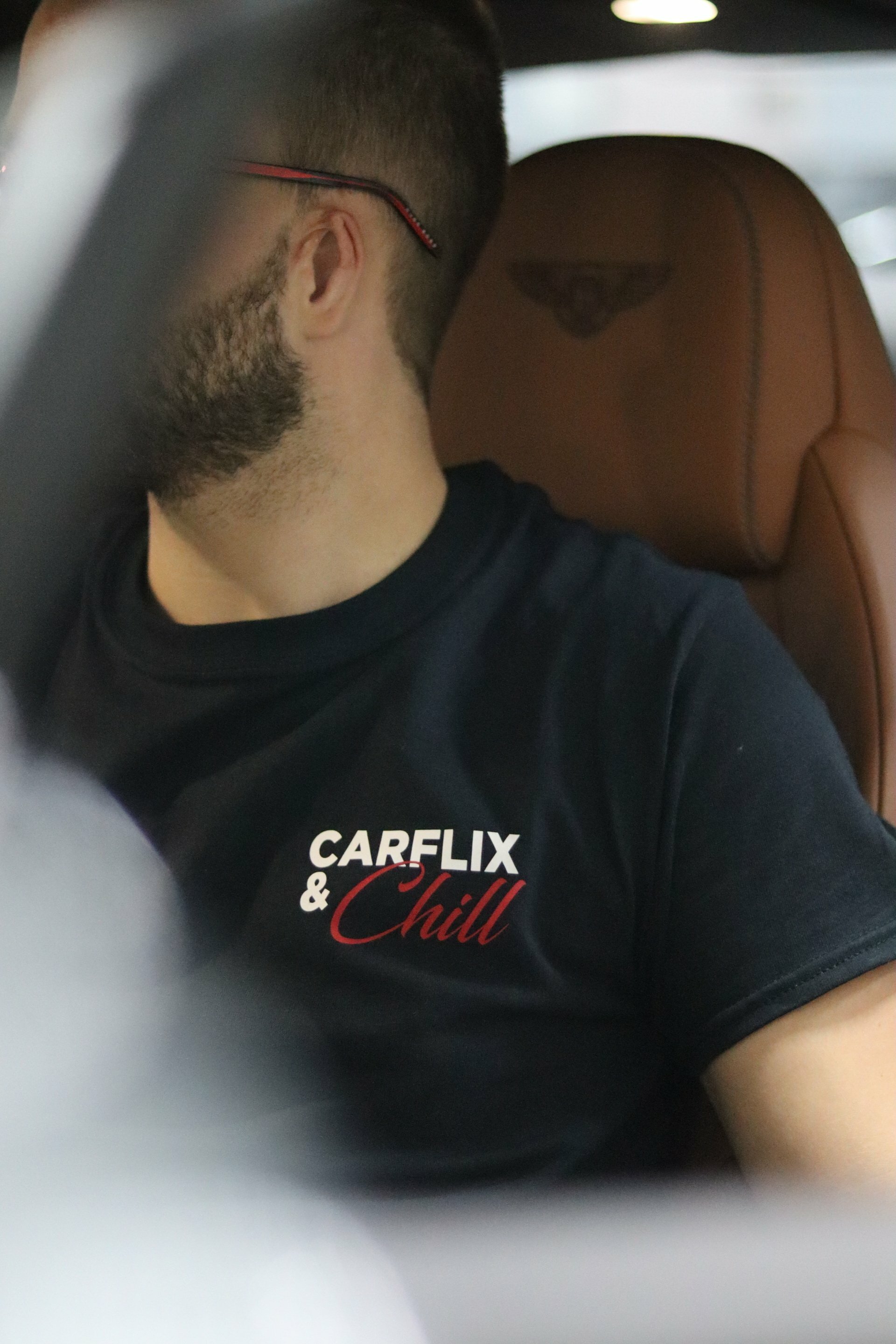 Carflix & Chill | T-Shirt