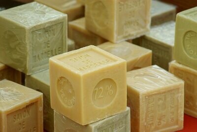 VERITABLE SAVON DE MARSEILLE