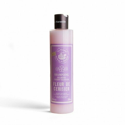 SHAMPOING LIQUIDE ENRICHI A LA FLEUR DE CERISIER - 250ML