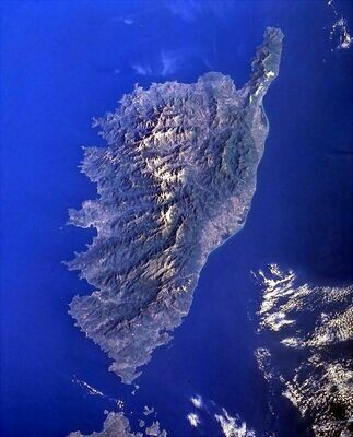 LA CORSE - ILE DE BEAUTE
