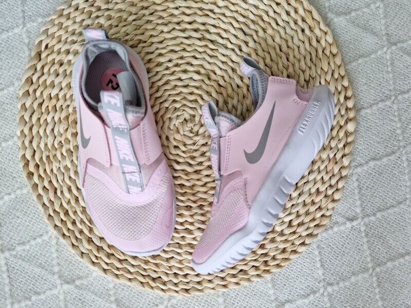 Zapatos rosa y gris, Adidas, talla 29.5