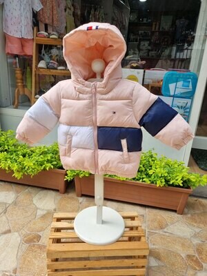 Chompa Tommy Hilfiger, super abrigada, 12m