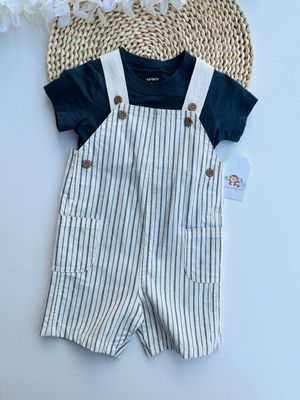 Set 2 piezas Carter´s camisa gris + overall. 12 meses