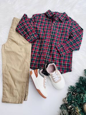 Set Carters, camisa cuadros rojos y verdes + pantalón caqui,  2 años