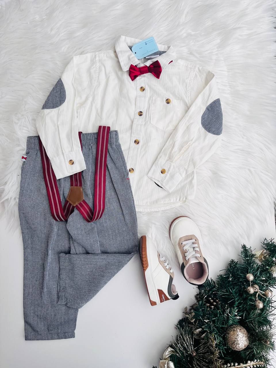 Set 4 piezas Dapper Dude, camisa + pantalón + tirantes+ corbatín, 2t y 3t