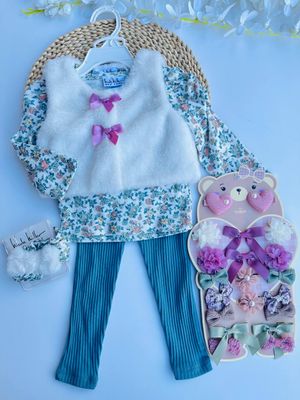 Set 4  piezas Nicole Miller,  12 meses.