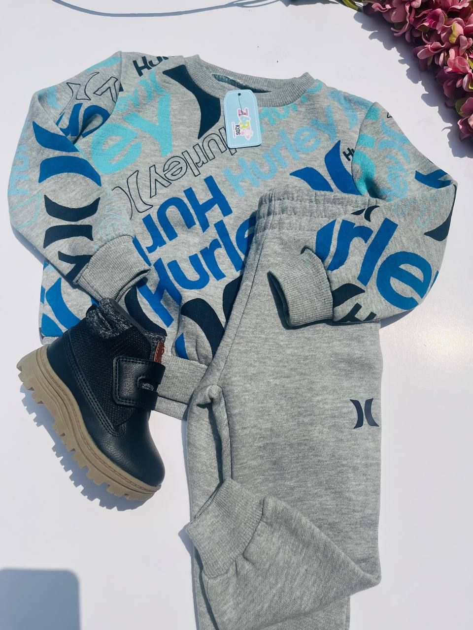 Set 2 piezas Hurley, busito gris con estampado + calentador gris, 2t