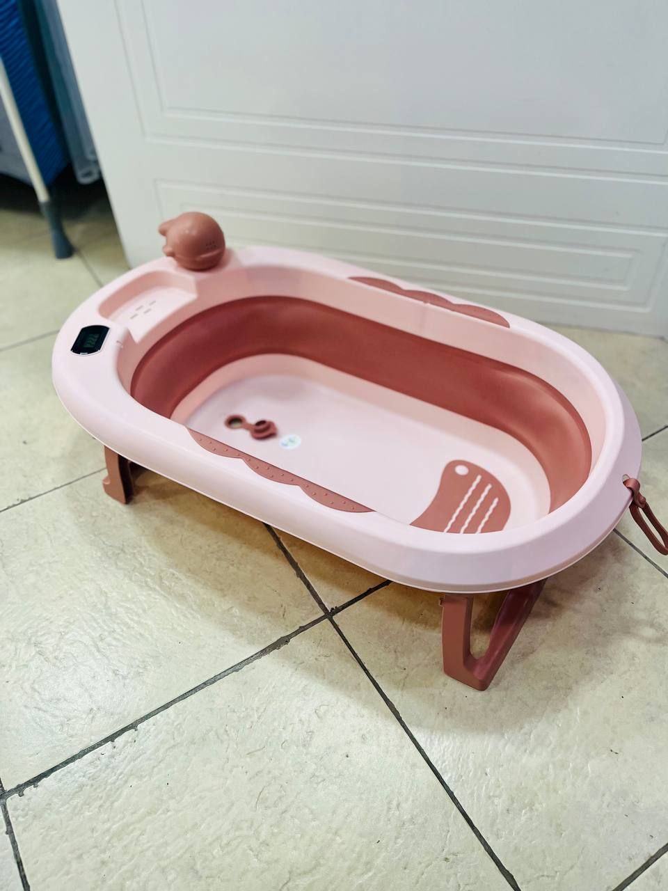 Bañera retráctil Aries, rosada
