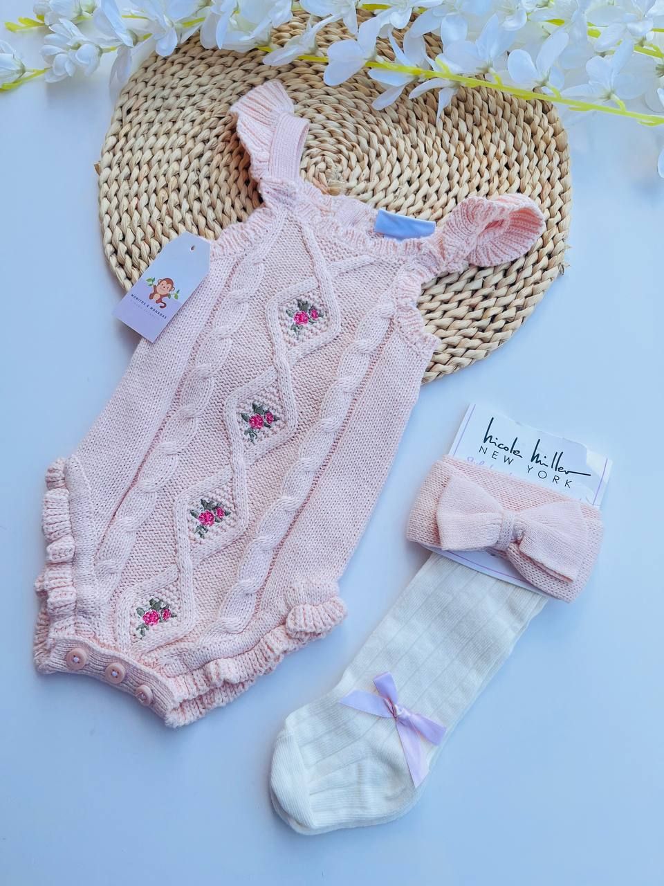 Romper tejido Nicole Miller + medias + cintillo, 6/9m