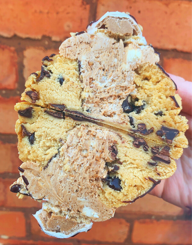 KINDER STUFFED COOKIE