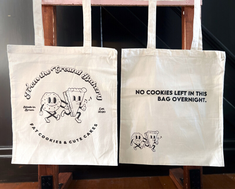 TOTE BAGS