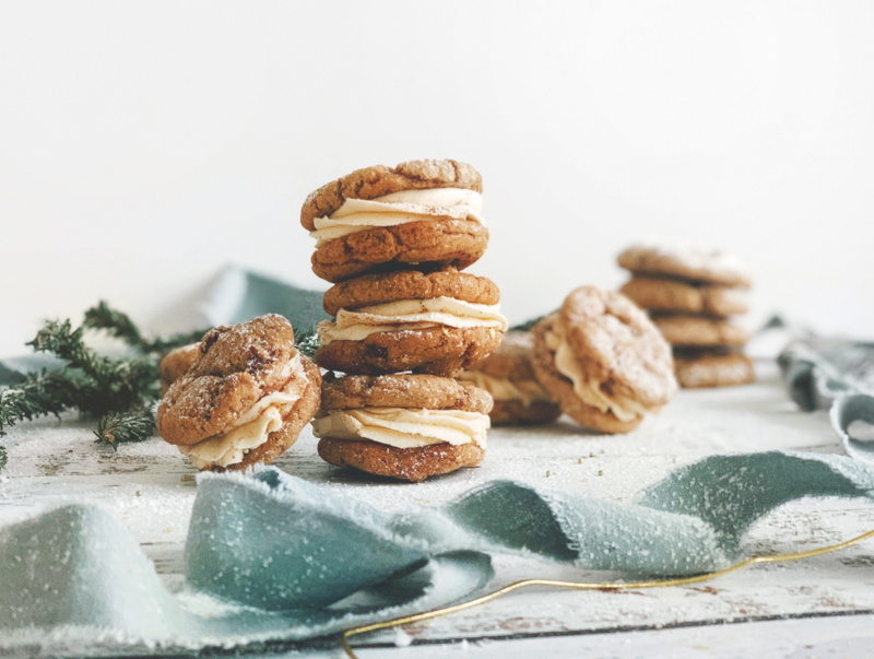MAPLE PECAN COOKIE SANDWICH