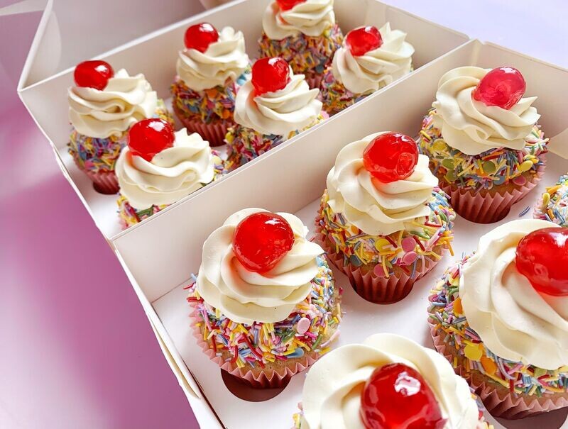 CUPCAKE BOXES