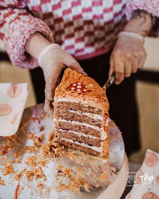 CELEBRATION CAKES