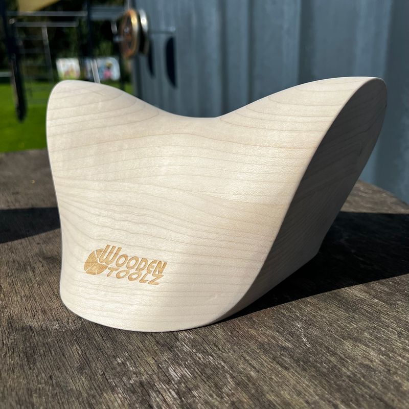 Neck Kingz (Maple Ahorn)