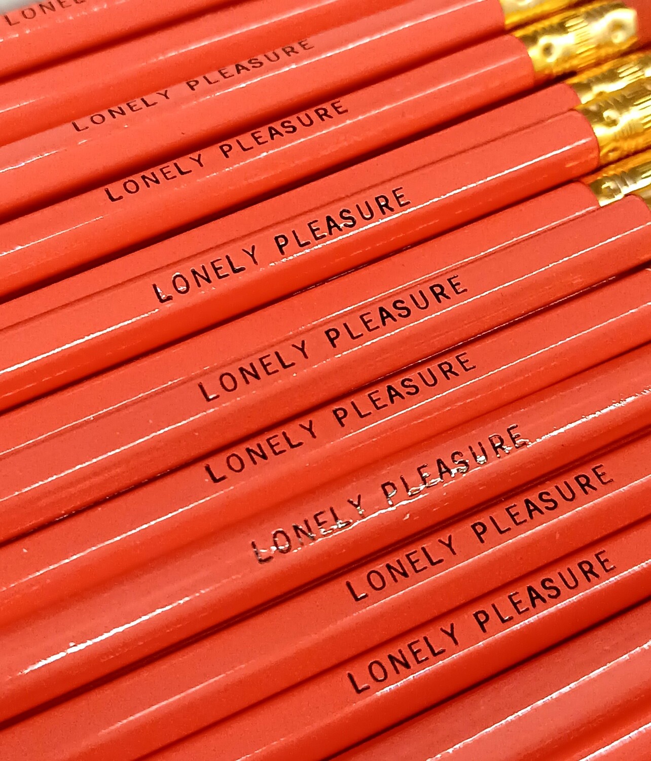 Crayon LONELY PLEASURE / PINK avec Gomme